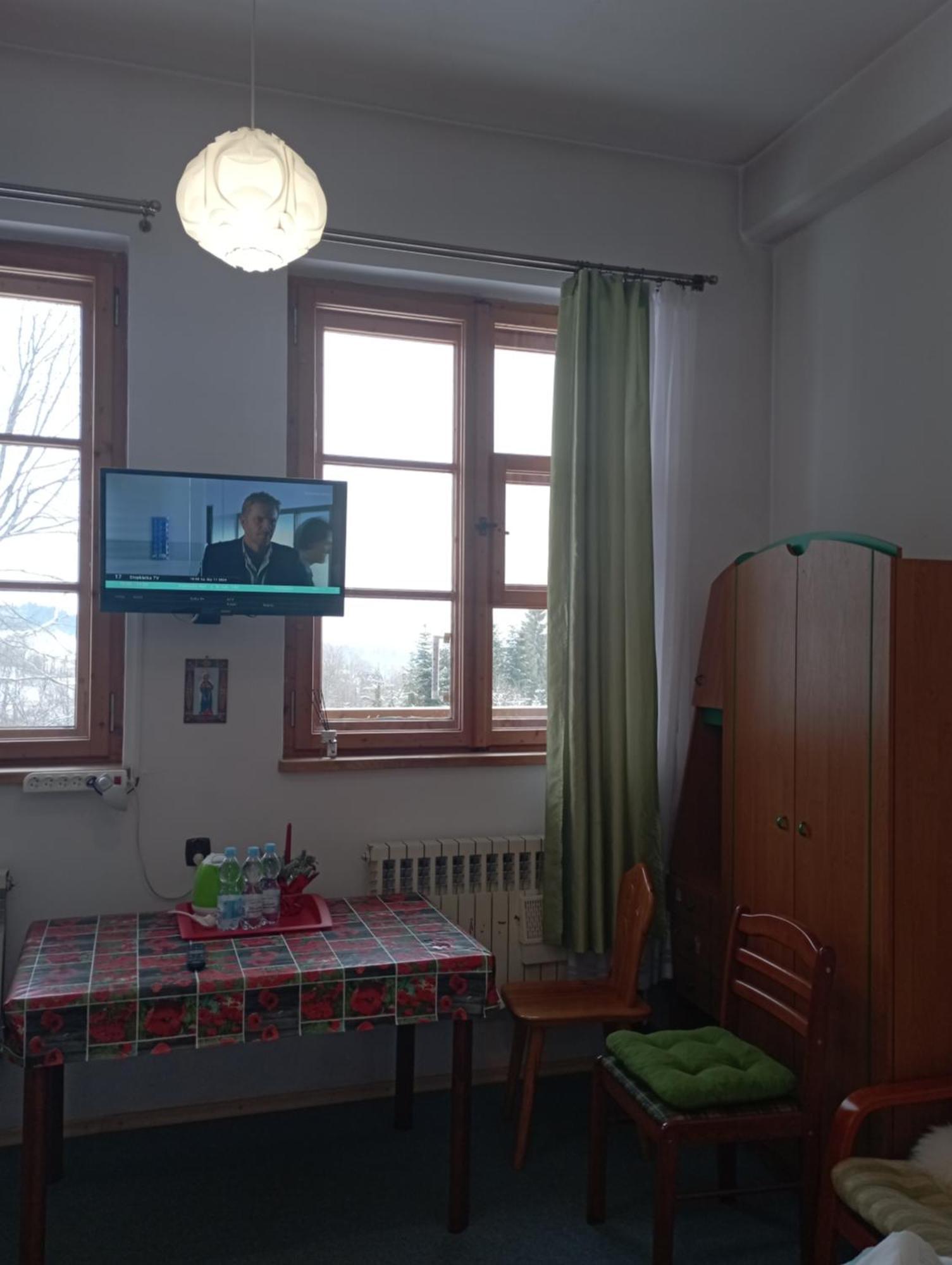 A3Apartament 2 Pokojowy Aneks Kuchenny 2 Lazienki Wlasne Na Korytarzu Villa Jumper Pobyt Na Termach Dla 2 Osob Gratis Zakopane Phòng bức ảnh